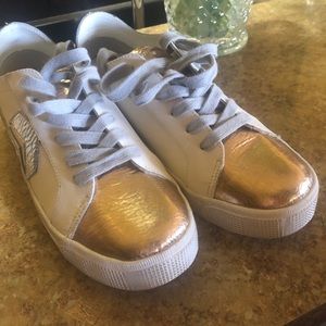 Dolce V tennis shoes